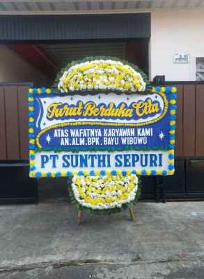 Papan Bunga Duka di Lubuk Binjai