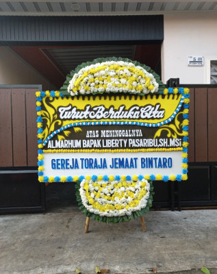 Papan Bunga Duka di Lubuk Binjai