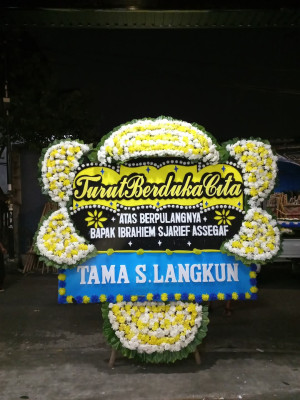 Papan Bunga Duka di Lubuk Binjai